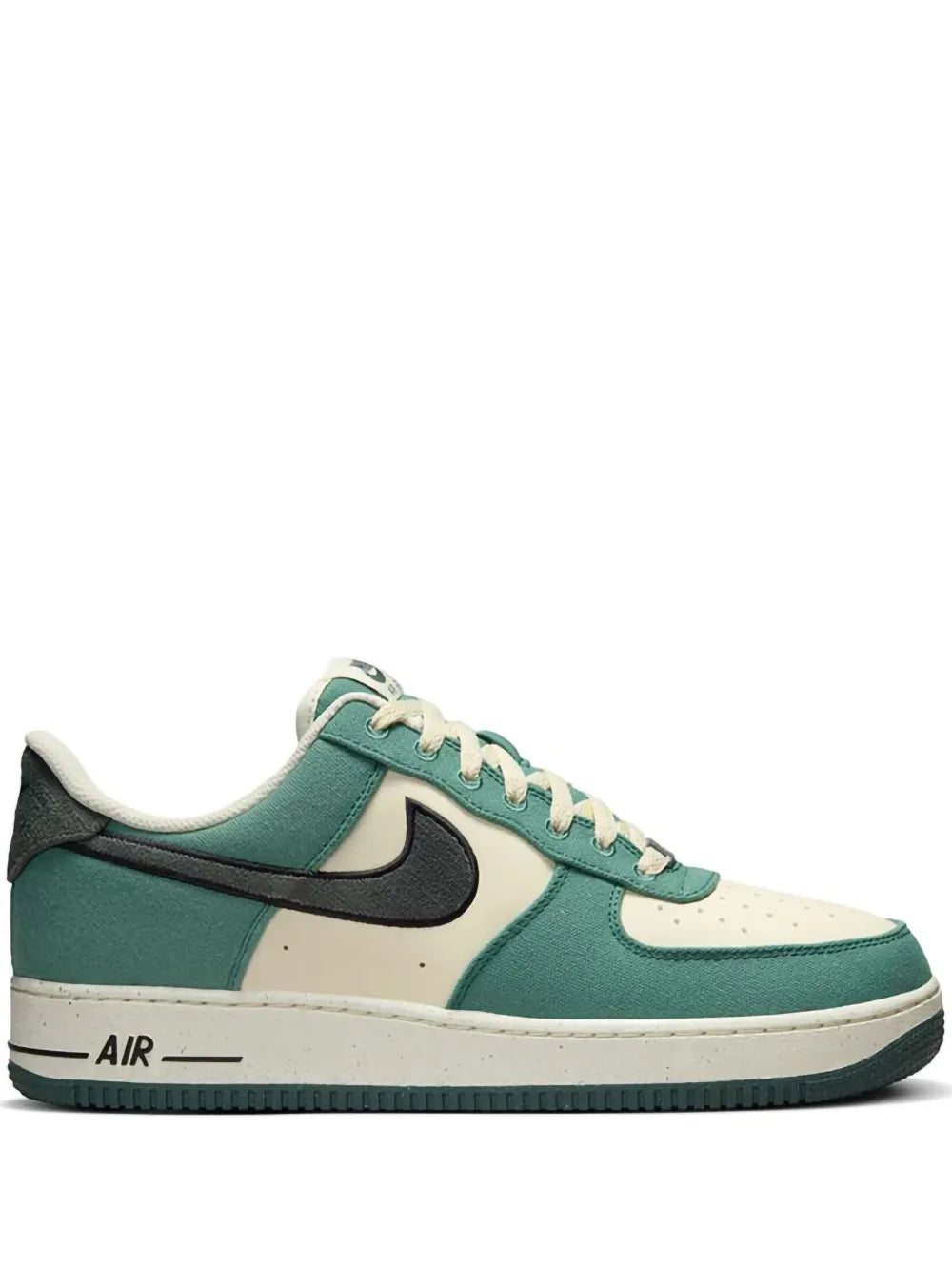 Nike Air Force 1 sneakers