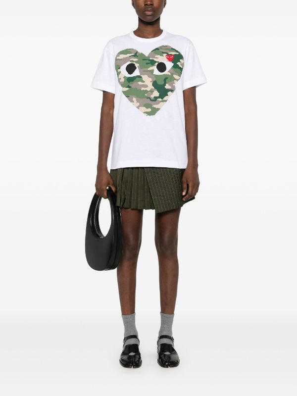 Comme Des Garçons Play camouflage heart-print T-shirt