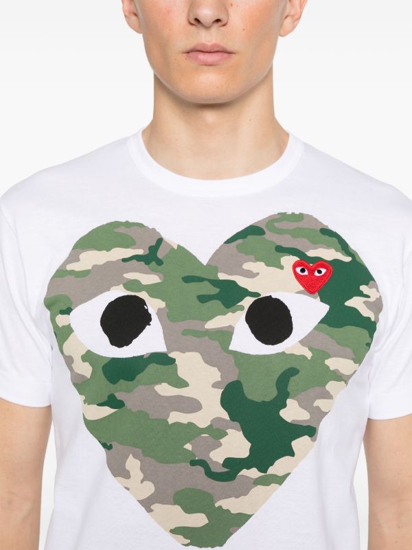 Comme Des Garçons Play camouflage heart-print T-shirt