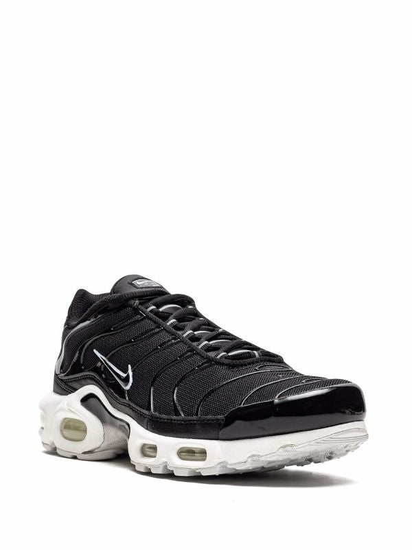 Nike Air Max Plus "Black/White" sneakers