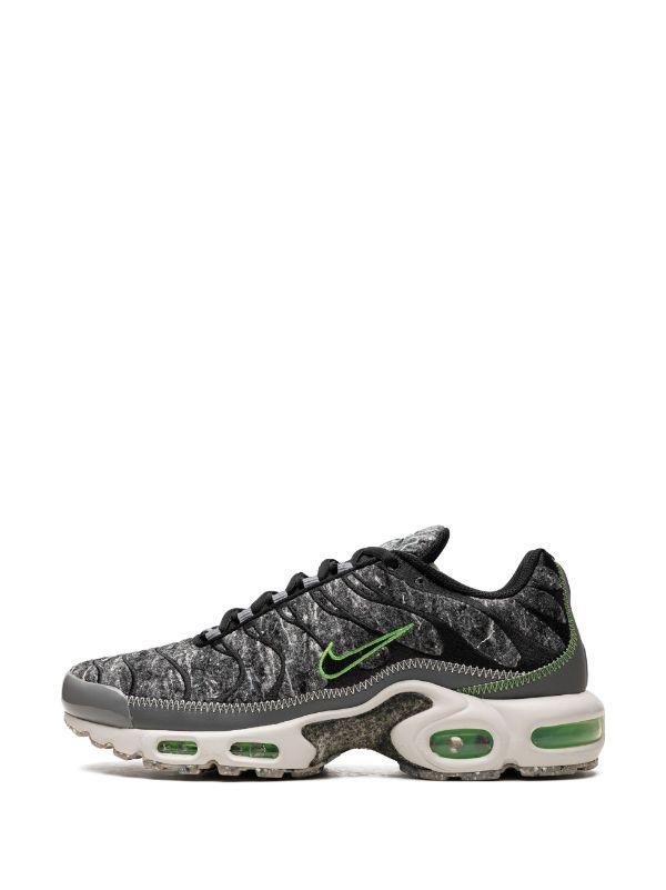 Nike Air Max Plus "Essential Crater Green" sneakers