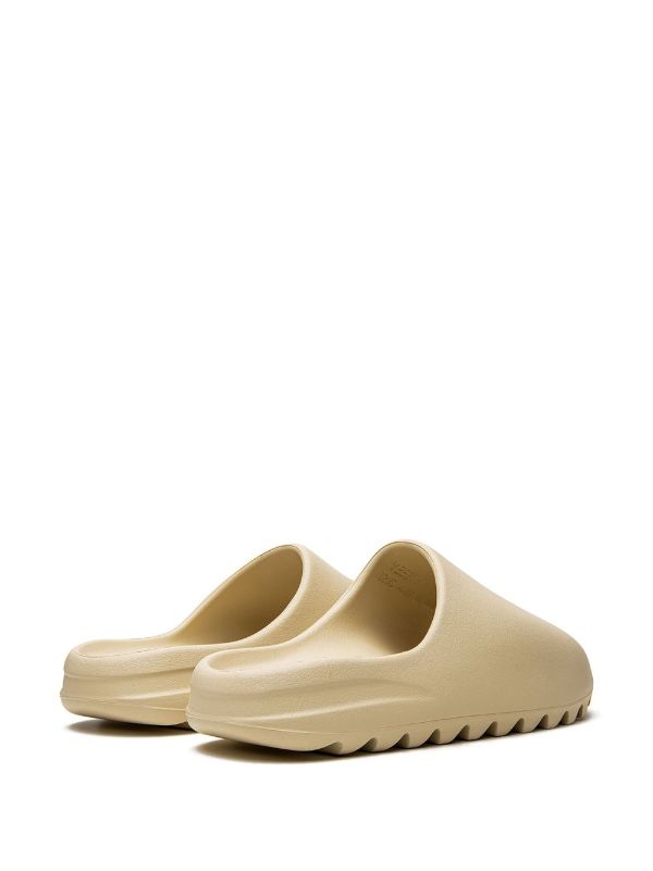 adidas Yeezy YEEZY "Bone (2022 Restock)" slides